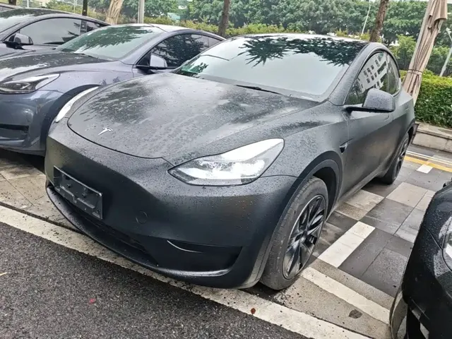 Tesla Model Y 2024 Rear-Wheel Drive Version