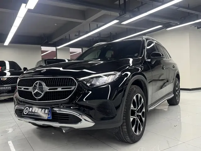 Mercedes-Benz GLC 2023 Facelift GLC 260 L 4MATIC Sport 7-Seater