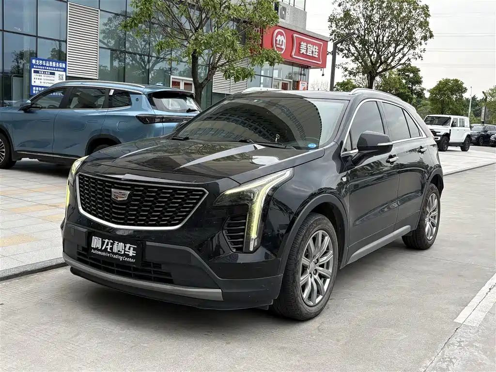 Cadillac XT4 2021 28T FWD Luxury Edition