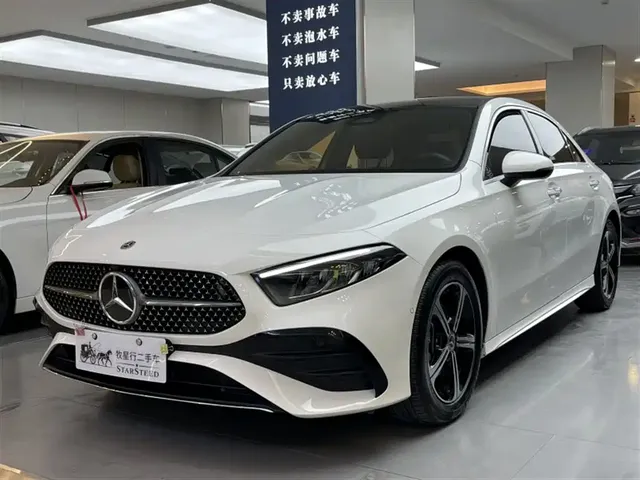 Mercedes-Benz A-Class 2025 A 200 L Fashion Edition