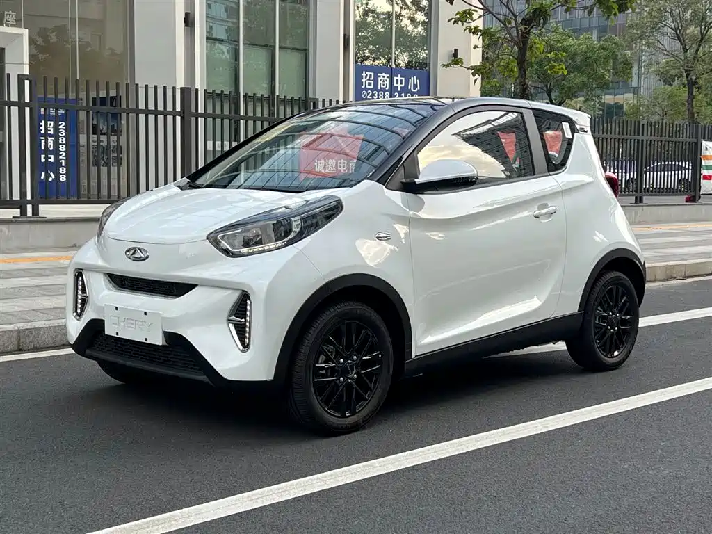 QQ New Energy Little Ant 2024 Facelift Youth Edition 251km Passion 25.05kWh