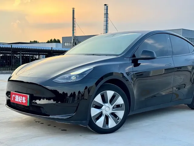 Tesla Model Y 2022 Facelift Rear-Wheel Drive Version