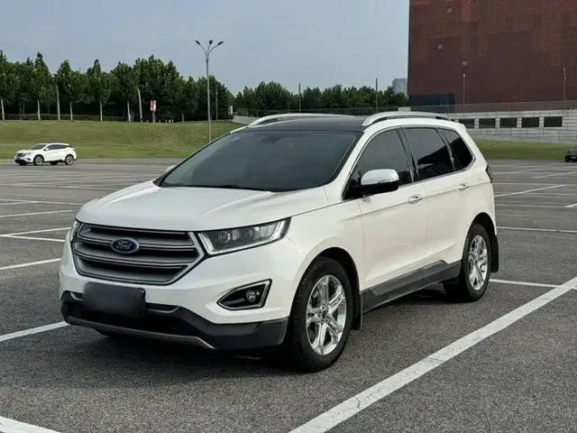 Ford Edge 2018 EcoBoost 245 FWD Luxury 7-seater China V