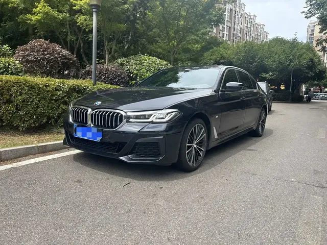 BMW 5 Series 2023 530Li Leading M Sport Package