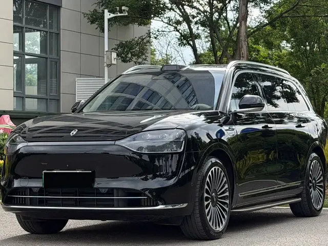 AITO Wenjie AITO M9 2024 Range Extender Max Edition 42kWh 6-seater