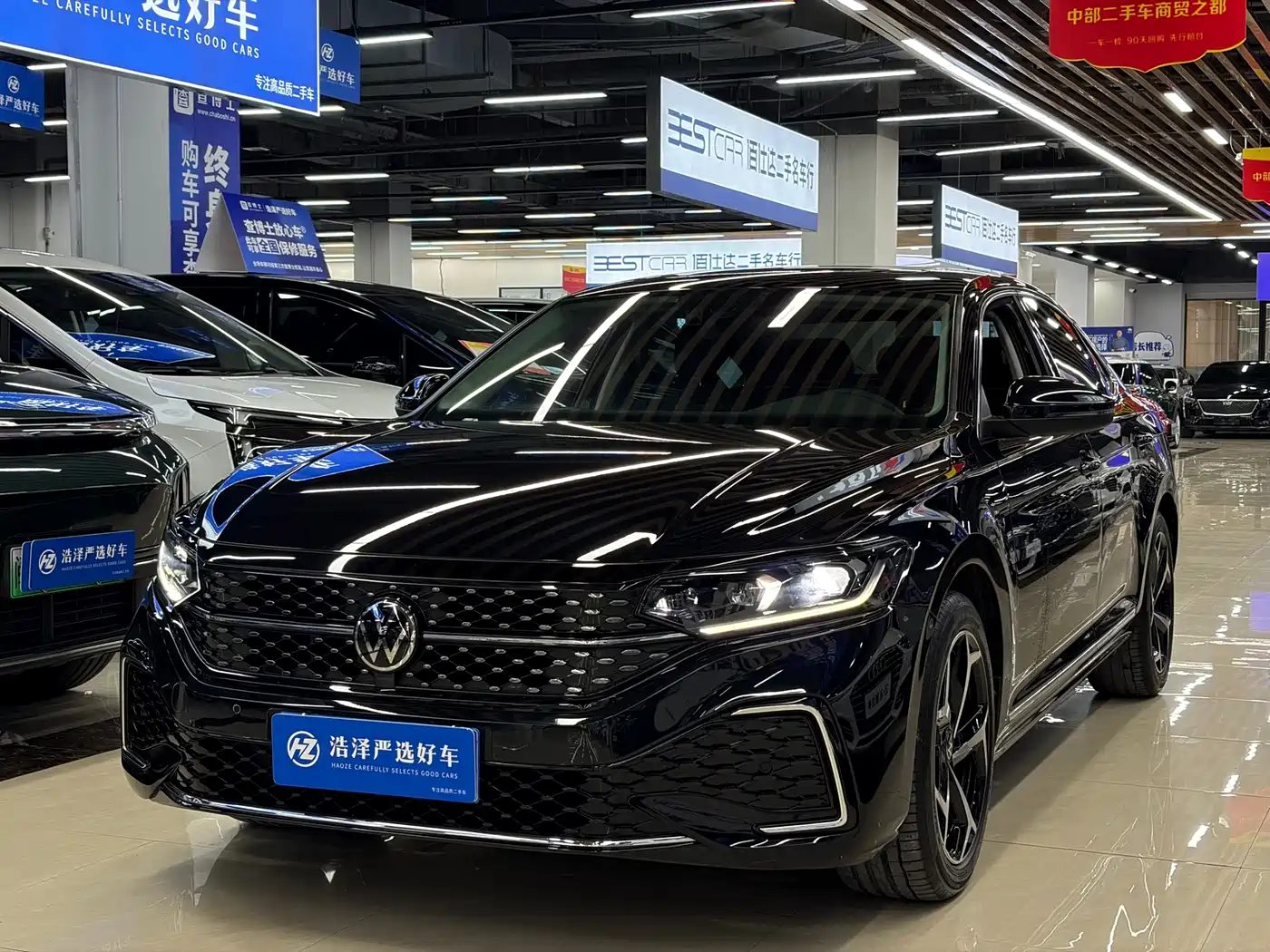 Volkswagen Passat 2024 Model 380TSI Starlight Elite