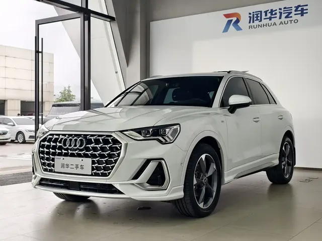 Audi Q3 2024 35 TFSI Fashion Sport