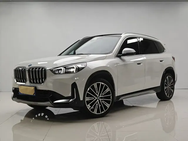 BMW X1 2023 xDrive25Li X Design Package