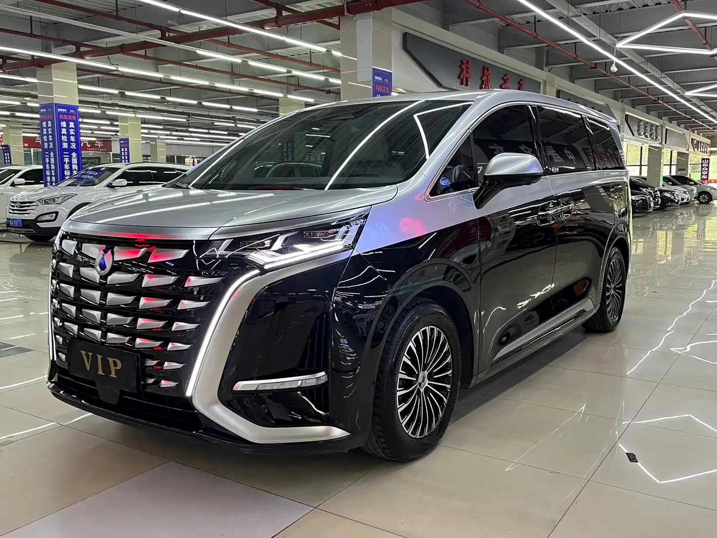 Denza D9 2022 DM-i 970 AWD Flagship