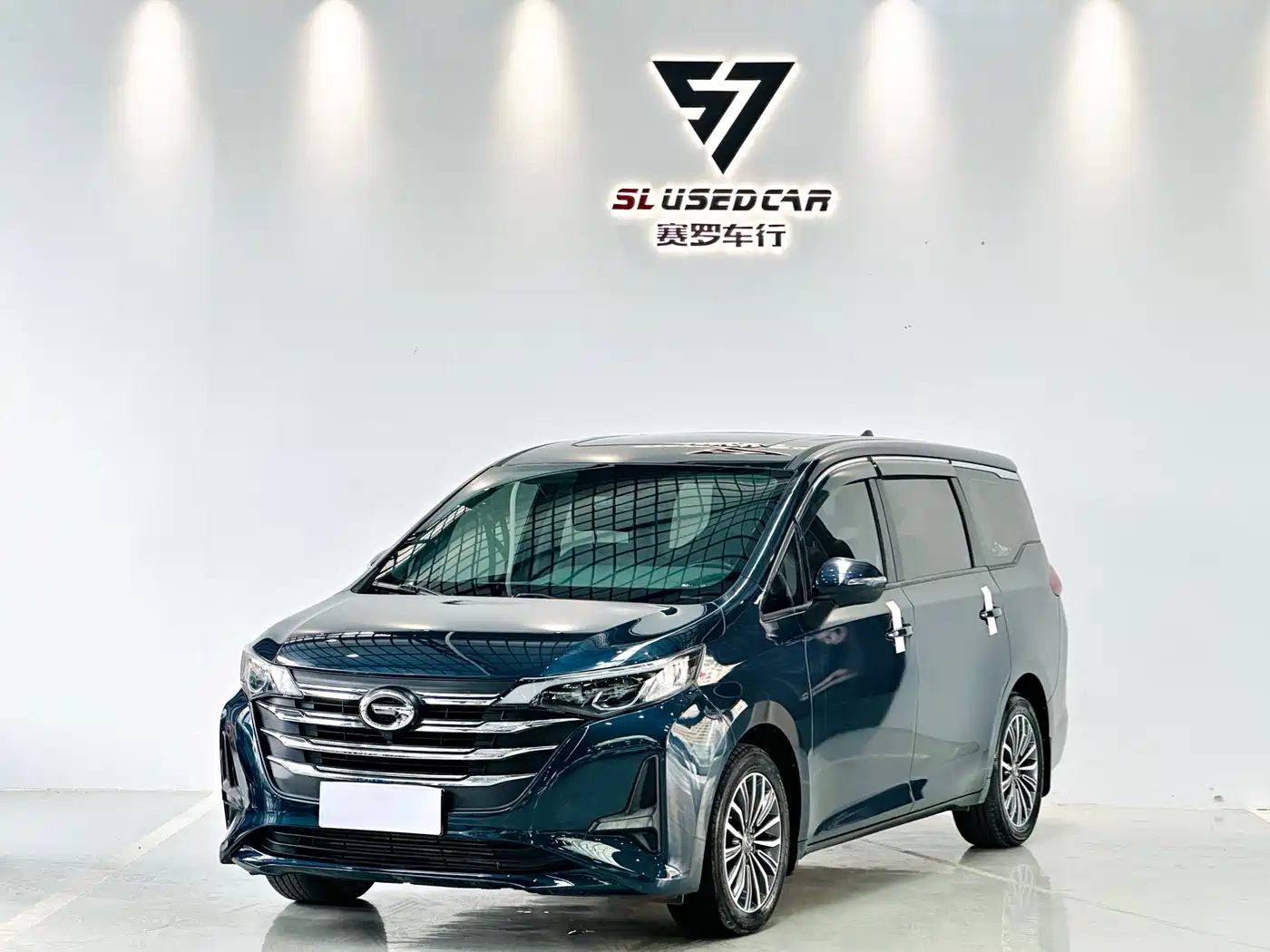 GAC Trumpchi M6 2019 270T Automatic Premium Edition (7-Seater) China V