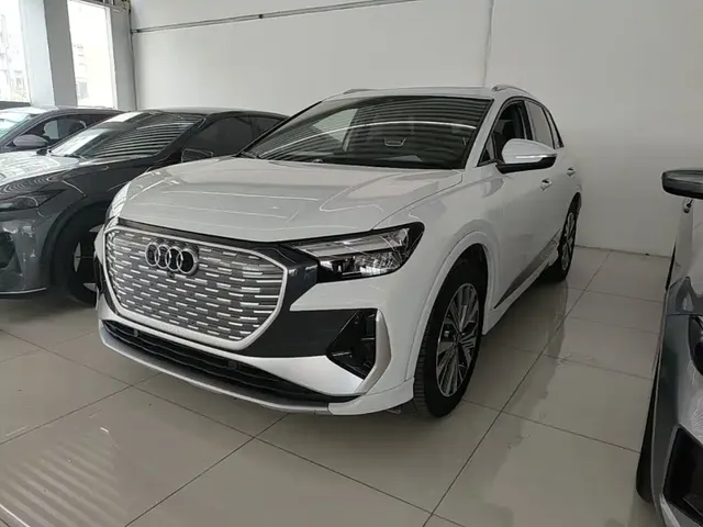 Audi Q4 e-tron 2023 40 e-tron Pioneer Edition