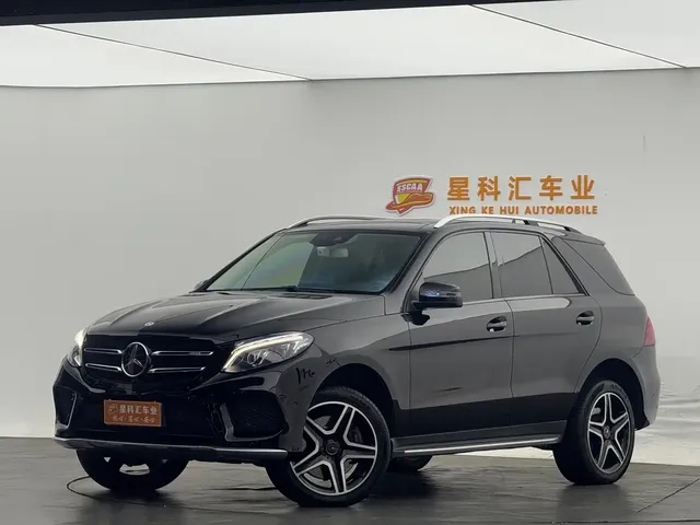 Mercedes-Benz GLE AMG 2017 AMG GLE 43 4MATIC