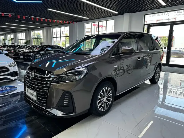 Buick GL8 2022 Land Business Class 652T Luxury
