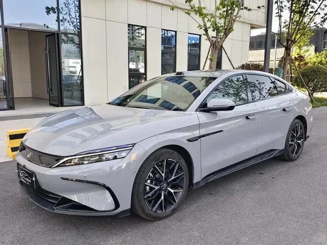 BYD Han 2025 DM-i Smart Driving Edition 125KM LiDAR Flagship