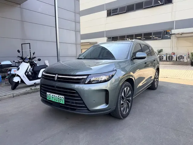 AITO Wenjie AITO M7 2022 1.5T AWD Luxury Edition