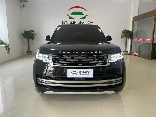 Land Rover Range Rover 2023 3.0 L6 400PS Golden Age Long Wheelbase