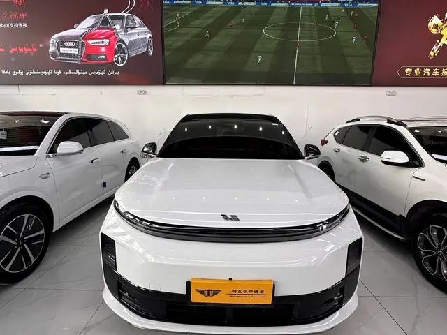 Li Auto L6 2024 Pro