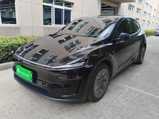 Tesla Model Y L 2025 Facelift Long Range AWD
