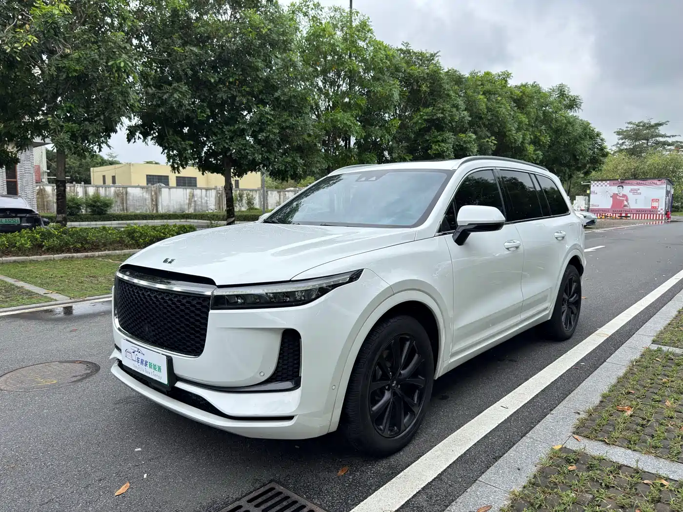 Li Auto Li ONE 2020 Extended Range 6-seater