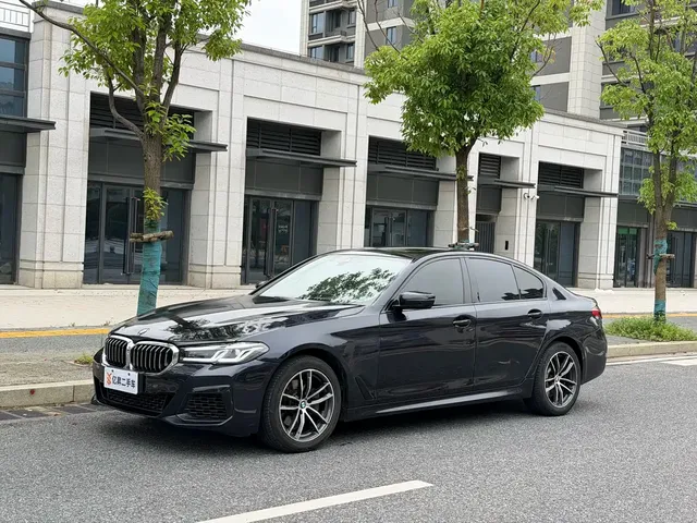 BMW 5 Series (Import) 2021 525i M Sport Package