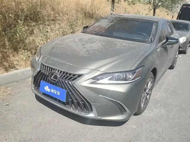 Lexus ES 2024 200 Premium Edition