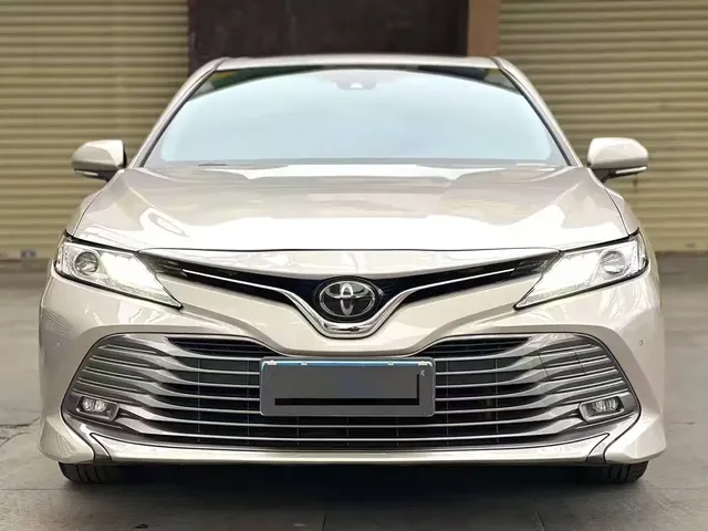 Toyota Camry 2021 2.0G Luxury Edition