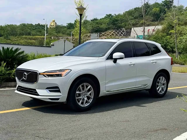Volvo XC60 2020 T5 4WD Intelligent Comfort Luxury Edition