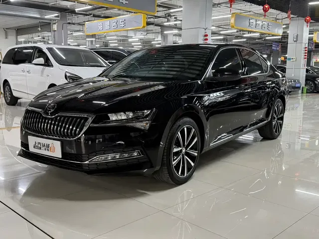 Škoda Superb 2025 Model TSI280 DSG Premium Edition