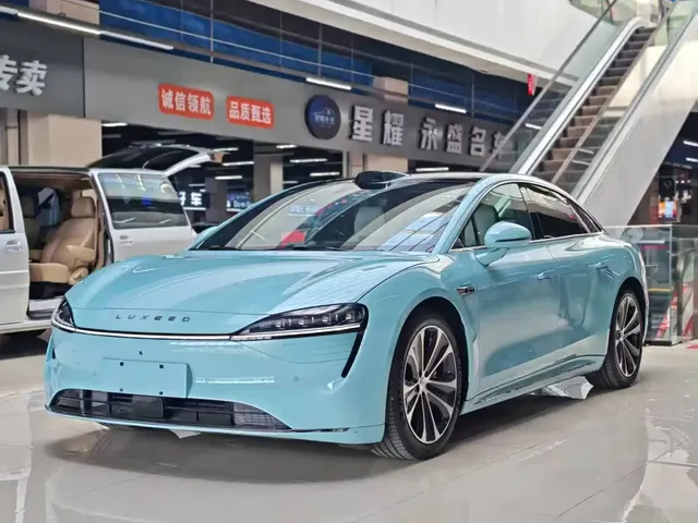 Zhijie S7 2025 Model 785km Ultra
