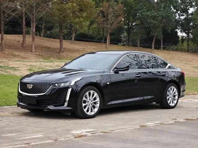 Cadillac CT5 2023 28T Luxury Style (Standard Edition)