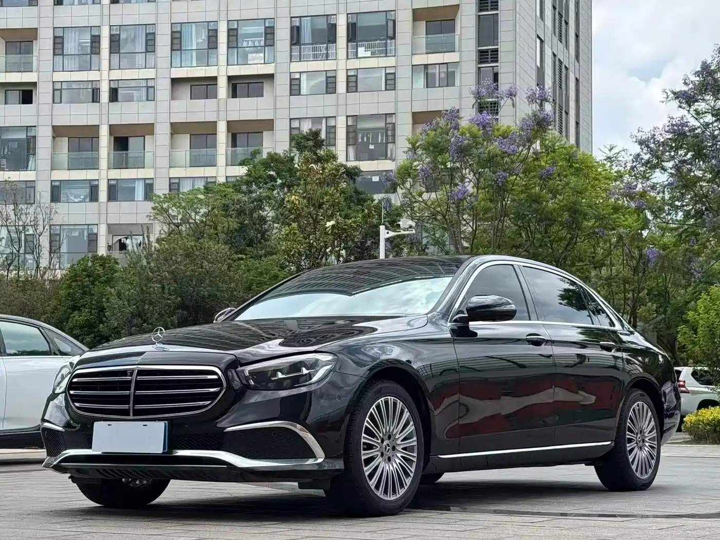 Mercedes-Benz E-Class 2021 E 300 L Fashion