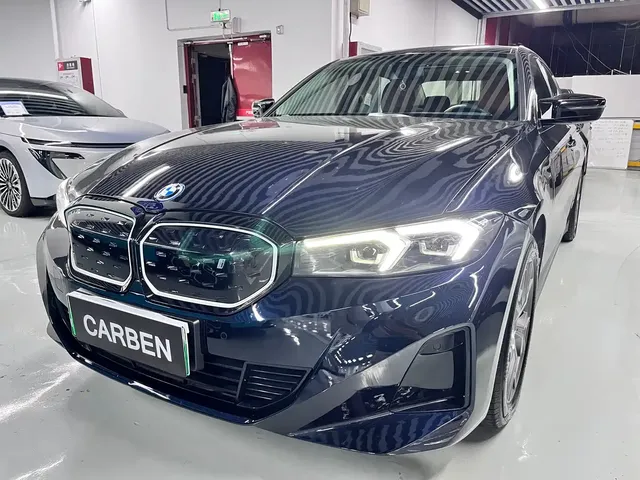 BMW i3 2024 eDrive 35 L