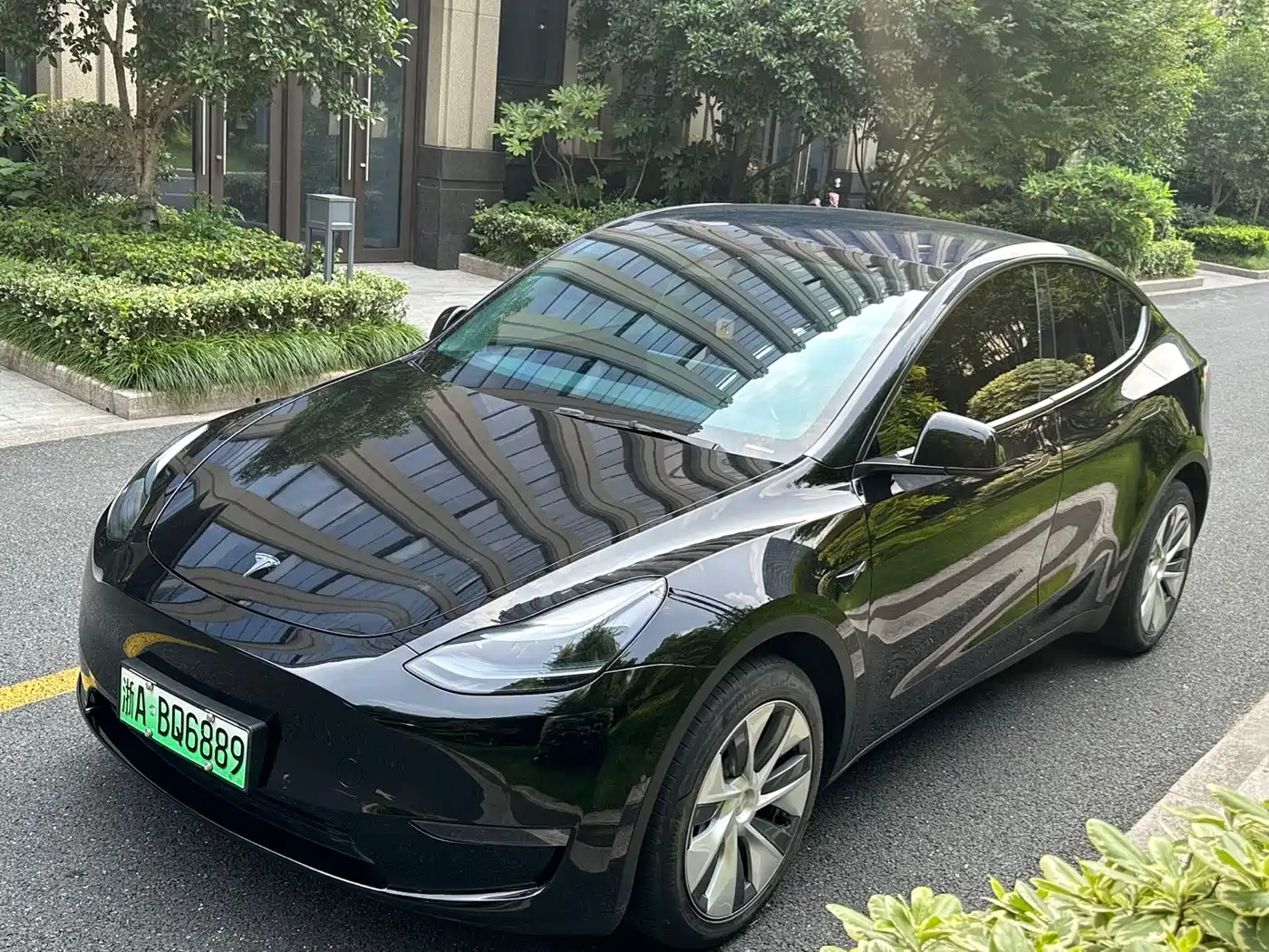 Tesla Model Y 2022 Facelift Long Range All-Wheel Drive Version