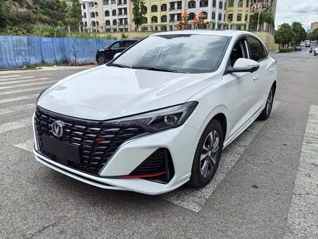 Changan Eado 2022 PLUS Blue Whale NE 1.4T GDI DCT Premium Edition