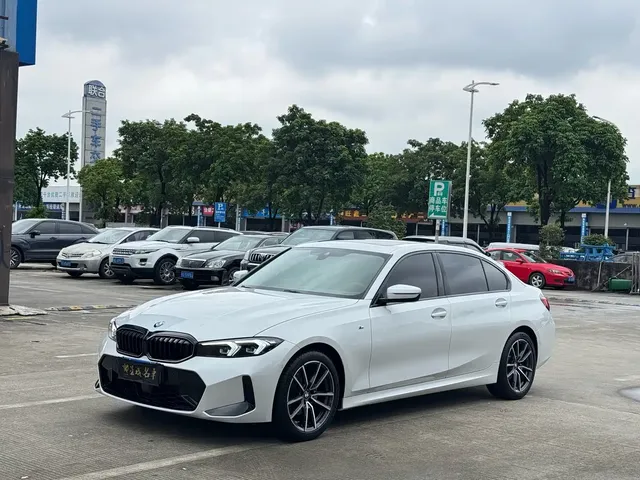 BMW 3 Series 2025 325Li M Sport Package