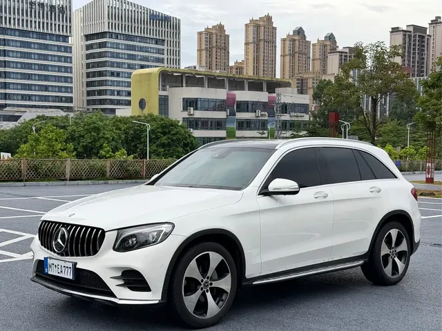 Mercedes-Benz GLC 2018 Facelift GLC 300 4MATIC Dynamic