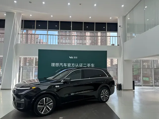 Li Auto Li L8 2024 Pro