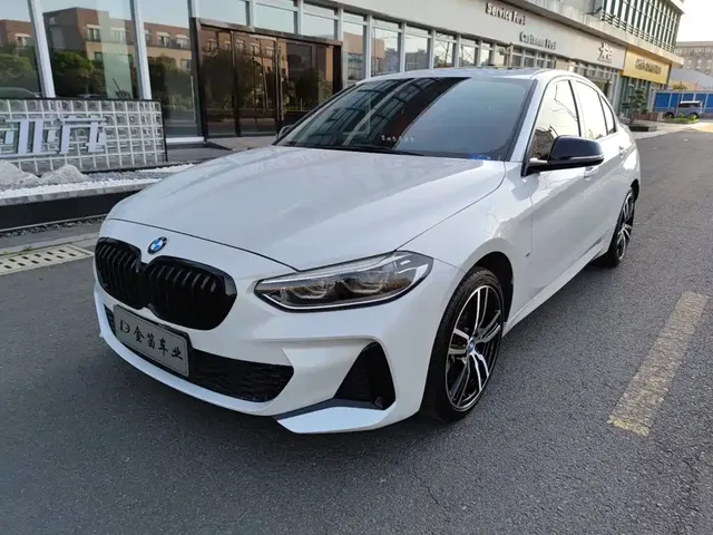 BMW 1 Series 2021 125i M Sport Black Night Edition