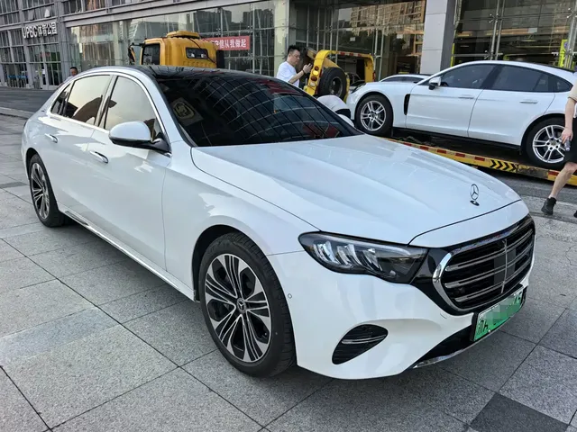 Mercedes-Benz E-Class New Energy 2024 E 350 e L Plug-in Hybrid Sedan
