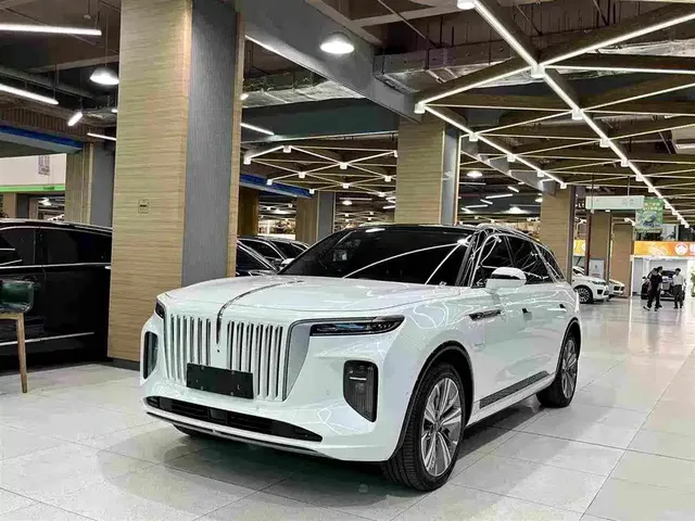 Hongqi E-HS9 2022 690km Qi Xiang Edition (6-seater)