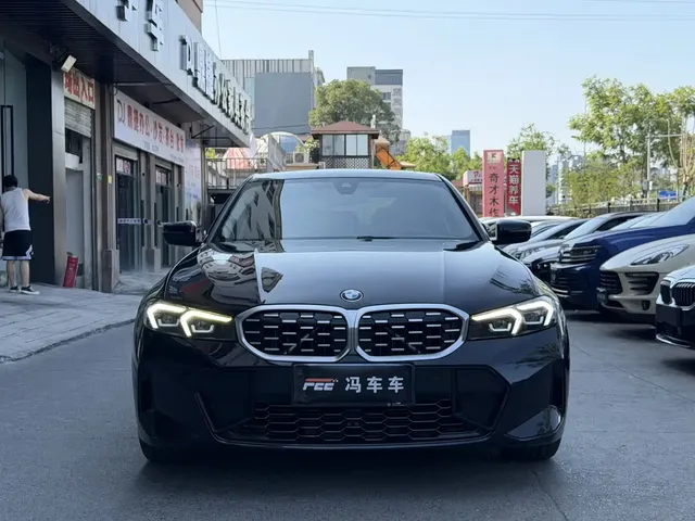 BMW 3 Series 2023 325Li M Sport Package