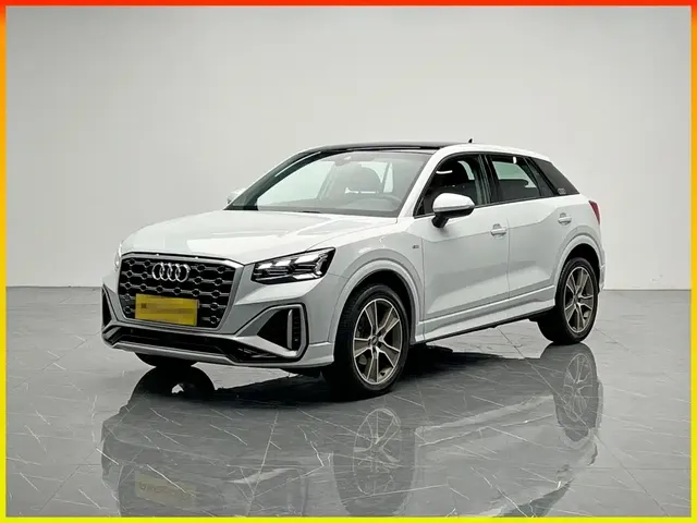 Audi Q2L 2022 35 TFSI Fashion Dynamic