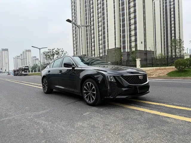 Cadillac CT5 2025 Model 28T Urban Sport Edition