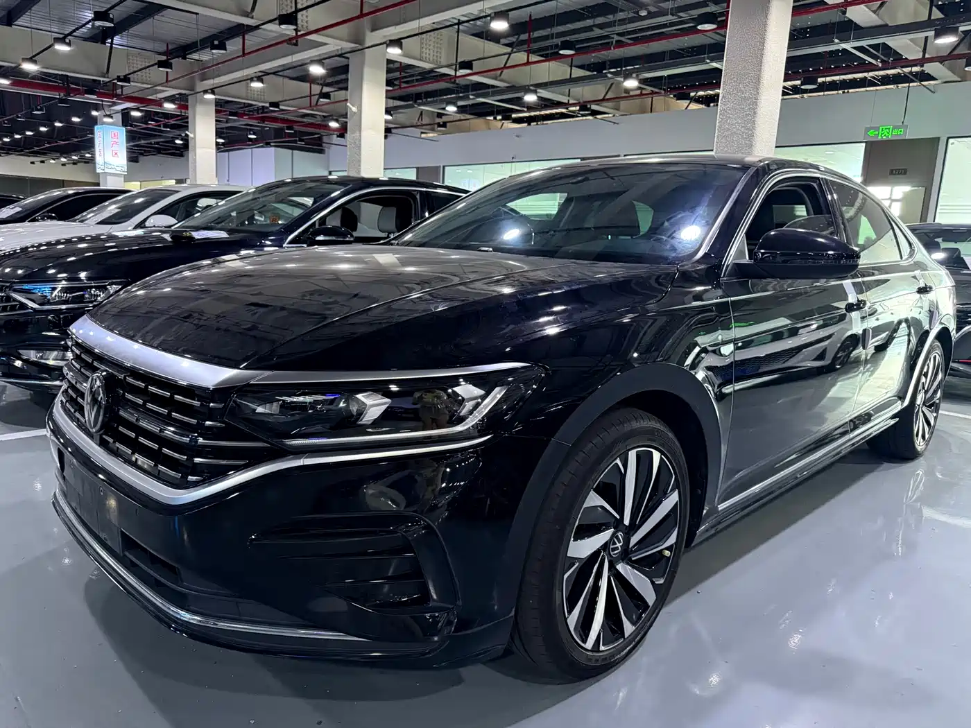 Volkswagen Passat 2023 330TSI Elite Edition