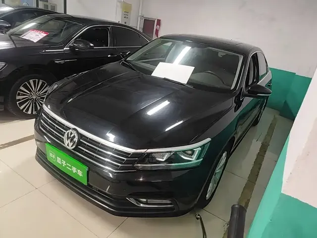 Volkswagen Passat 2017 330TSI DSG Prestige