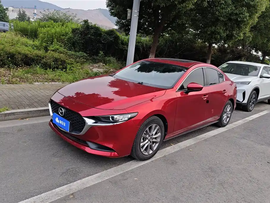 Mazda 3 Axela 2020 1.5L Automatic Sunroof Edition