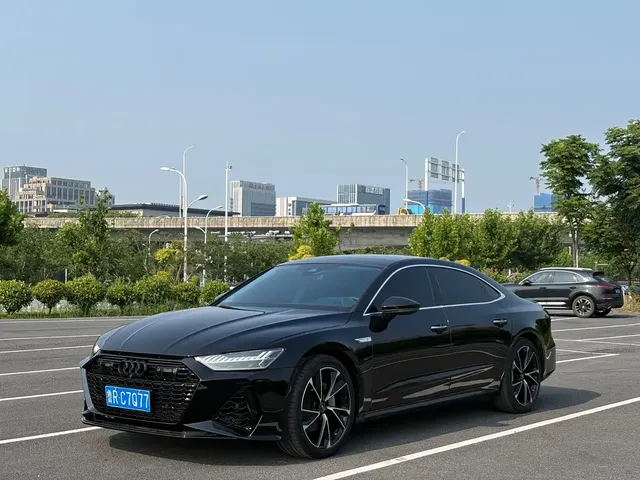 Audi A7L 2024 45TFSI quattro S-line Vision Edition Crystal Package