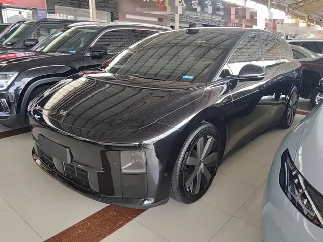 Li Auto i6 2025 4WD Base Model