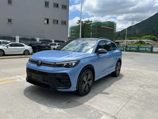 Volkswagen Tiguan L 2024 PRO 330TSI FWD R-Line Intelligent Premium Edition