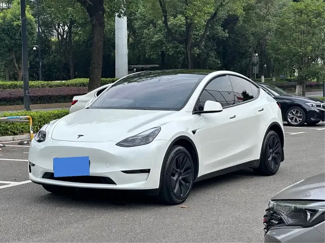 Tesla Model Y 2024 Long Range AWD